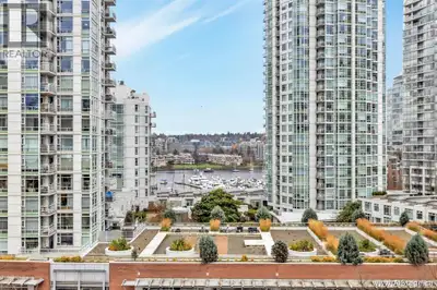 **FULLY FURNISHED**MOVE IN READY** Experience premium waterfront living, in this fully furnished 3-b...