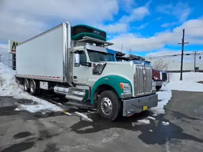 2023 Kenworth 990 Reefer -Cummins X15 -525 Horsepower -18 Speed Transmission -14.6 k Front and 46K R...
