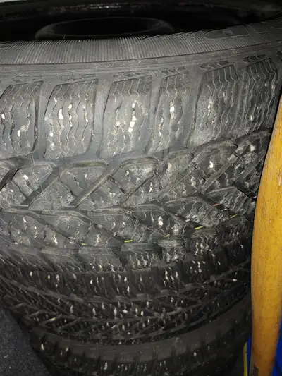 Set up for near new tires 225/60/16 rims look rougher but tires are like brand new 97% new call or 2...