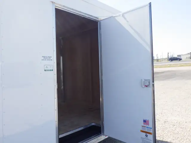 2026 CARGO MATE Blazer 8.5 x24 Insulated #805186 in Cargo & Utility Trailers in Red Deer - Image 5
