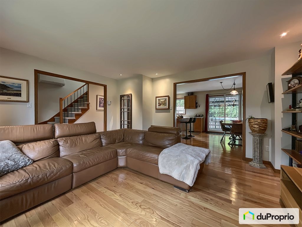 $585,000 - Semi-detached for sale in Longueuil (Vieux-Longueuil) — photo 3