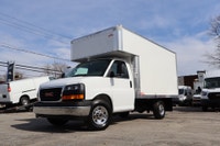 2026 GMC Savana Cargo CAMION NEUF / 11 KM / 6.6 LITRES 8 CYLINDRES / 2026 GMC SAVANA 3500 CUBE 12 PI... (image 1)