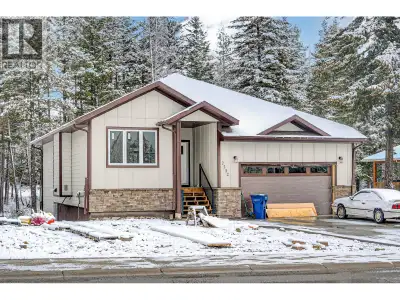 Beautiful brand new home in the highly sought-after Whiskey Jack subdivision in Sparwood. This thoug...
