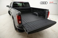Treat yourself to the features you deserve in the well optioned, locally owned & serviced 2024 GMC S... (image 8)