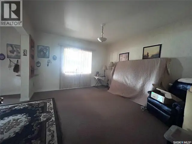 404 Stella STREET Grenfell, Saskatchewan in Houses for Sale in Regina - Image 3