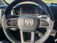 Perfect Auto HIGH ROOF - 159 WHEEL BASE - FACTORY WARRANTY - 3 SEATER - 3.6 L GAS - BACK UP CAMERA -... (image 7)
