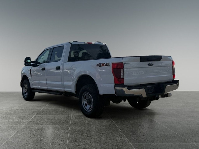 2021 Ford F-250 XL 4WD Crew Cab 6.75' Box in Cars & Trucks in Calgary - Image 4