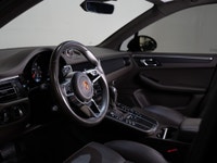 This 2019 Porsche Macan PREMIUM PLUS PKG is a local Ontario vehicle, offering a blend of luxury, per... (image 7)
