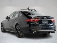 This 2021 Jaguar XF R-Dynamic SE is a local Ontario vehicle with a clean Carfax report. With R-Dynam... (image 4)