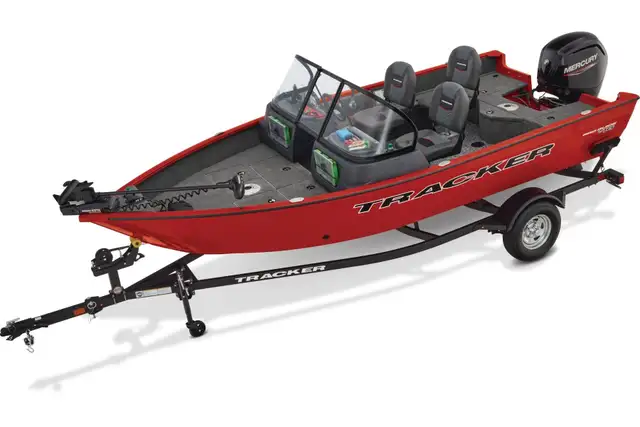 2026 TRACKER ProGuide V-16 Walk Thru fishing boat in Powerboats & Motorboats in Vernon - Image 23