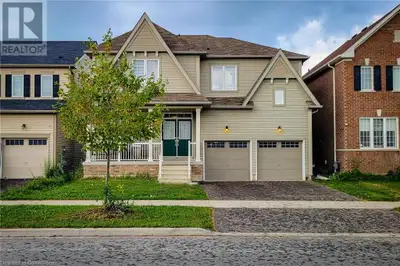 Stunning Detached double car garage/ drive way home nestled in a sought after Thorold neighborhood....