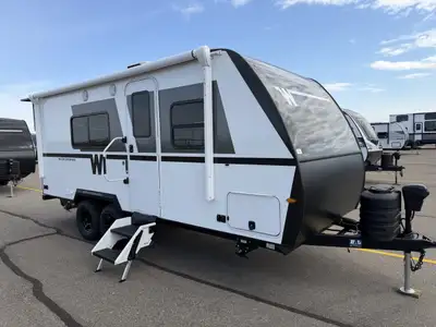 Welcome to Eldorado RV Sales, the longest running dealership in Southern Alberta! 2100BH Floorplan F...