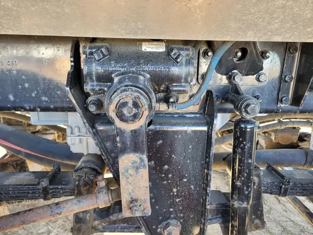 2013 WESTERN STAR 6900XD in Heavy Trucks in Saskatoon - Image 94