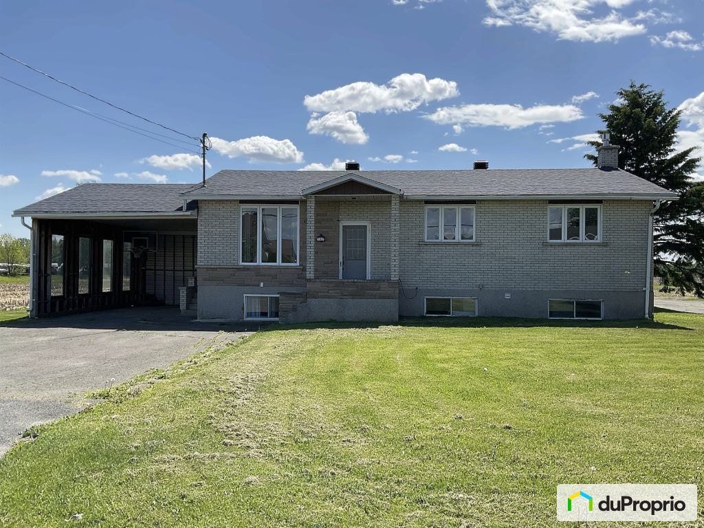 $375,000 - Bungalow for sale in Drummondville (Drummondville) — photo 1