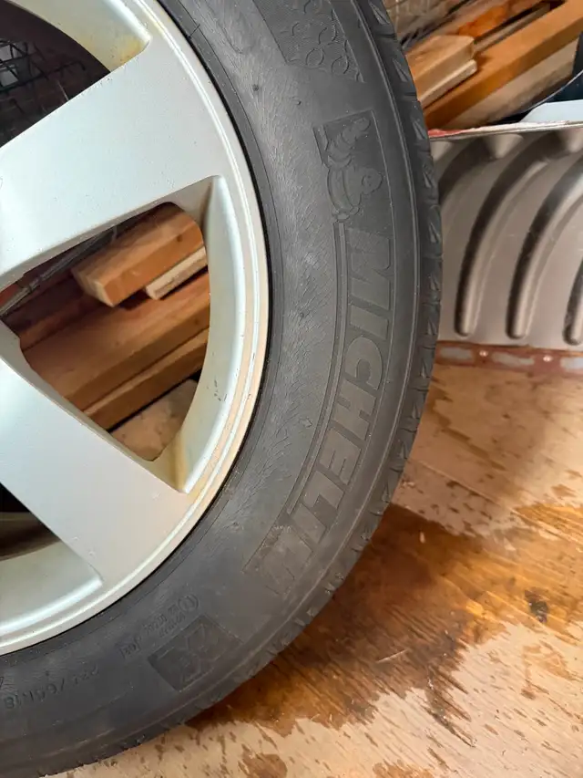 4 Winter Michelin Tires with Alloy Rims in Tires & Rims in Mississauga / Peel Region - Image 4