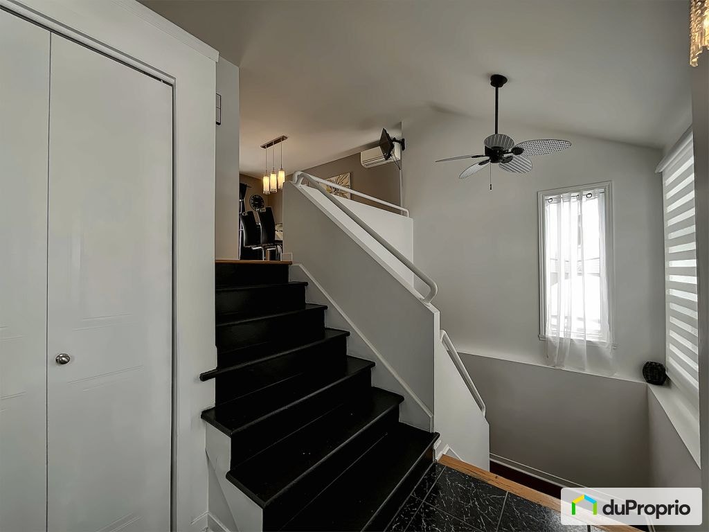 $550,000 - Split Level for sale in St-Roch-De-L'Achigan — photo 2