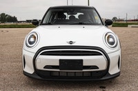 Tires - Front Performance,ABS,Tires - Rear Performance,Power Steering,Brake Assist,Turbocharged,4-Wh... (image 6)