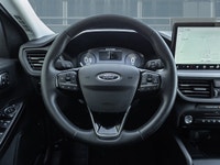 2025 Ford Escape Platinum AWD | Navi | Leather | Loaded The Platinum trim offers a choice of powerfu... (image 9)