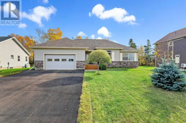 65 Southampton Drive Stratford, Prince Edward Island in Houses for Sale in Charlottetown - Image 2