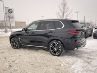 2024 BMW X5 xDrive40i Black Sapphire Metallic PREMIUM ESSENTIAL PACKAGE TOW HITCH LED HEADLIGHTS 21"... (image 5)