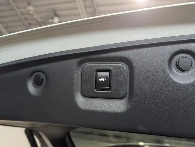 2017 Nissan Pathfinder 4WD 4dr SL for sale in Cars & Trucks in Cambridge - Image 14