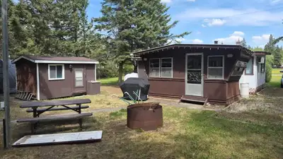 R36//Ditch Lake/Quant, Cozy and Comfortable is the only way to describe this 2 Bedroom, 1 3pce Bath...