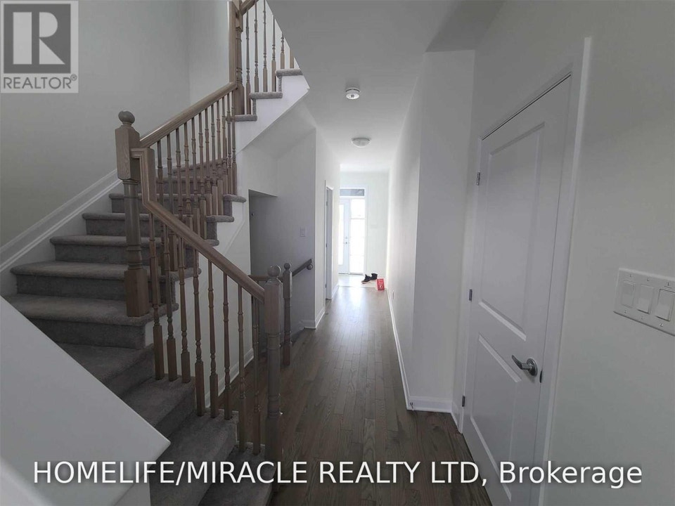 231 CLONRUSH WAY Ottawa, Ontario 2