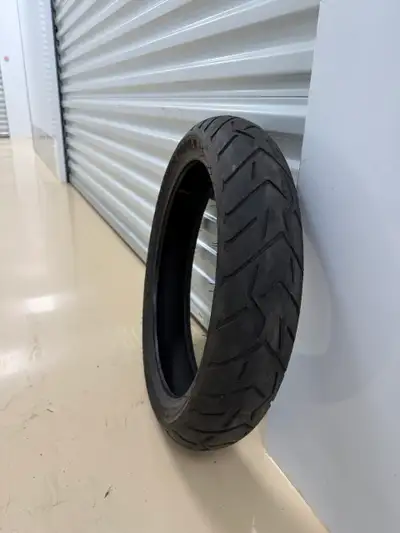 Size 120/70 R17 Motorcycle tire Pirelli Scorpion Trail 2 Price: $50 Pickup Location: Dymon Storage,...