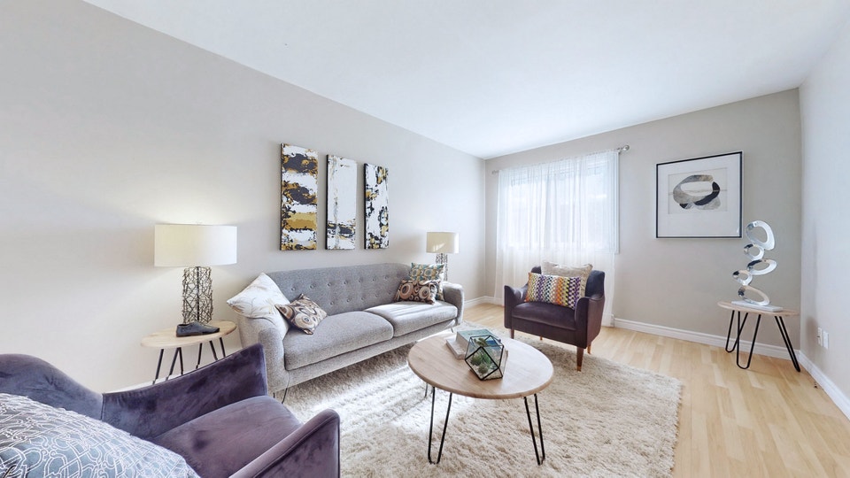 Bedford Gardens - 440 Cumberland Street & 245 Yates Street - 2 b 3