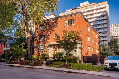 135 MacLaren: Apartment for rent in Charming Centretown Apartmen