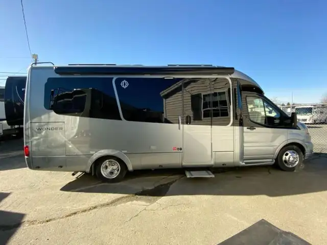 2026 Leisure Travel Wonder 24RTB in RVs & Motorhomes in Bedford - Image 16