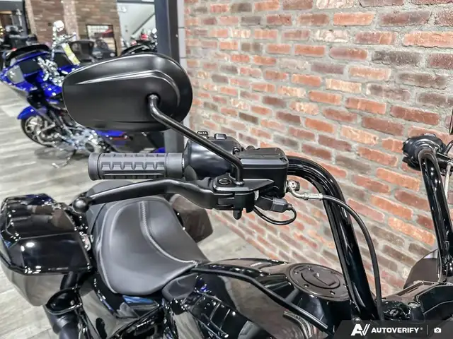 2026 Harley-Davidson ROAD GLIDE in Sport Touring in Calgary - Image 17