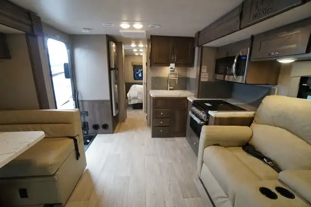 2023 NeXus RV Viper 29V Base in RVs & Motorhomes in Stratford - Image 15