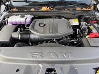 This 2026 RAM 1500 SPORT CREW CAB 4X4 has the following options Leather / Vinyl Bucket Seats, Remote... (image 7)