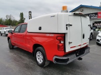 • Power_Steering • Power_Brakes • Power_Windows • Power_Mirrors • Power_Locks • Air_Conditioning • C... (image 5)