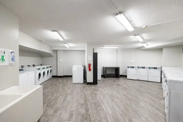 Spring Garden - Bachelor available at 5770 Spring Garden Road, H in Long Term Rentals in City of Halifax - Image 20