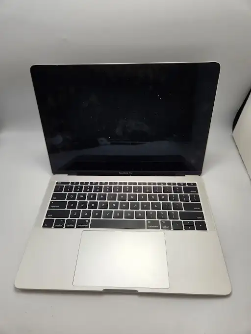 MackBookPro 13" 2017 Core I5 8gb Ram 256ddg62863736035969121