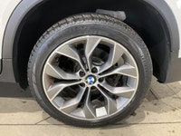 Le BMW X3 2015 xDrive offert chez AutoStudio 72 à Mirabel présente un format pratique à 4 portes, un... (image 8)