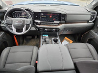 FINANCEMENT @ 4.9%, EDITION ELEAVTION NOIR, CREW CAB, 5.3L V8 4X4, Z71 SUSPENSION TOUT TERRAIN, SIEG... (image 2)