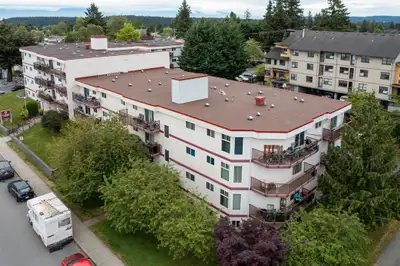 2 Bedroom Apartment for Rent - 1055 St-George Crescent