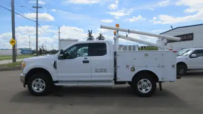 2017 FORD F-350 XLT EXTENDED CAB SERVICE TRUCK AMVIC Licensed Dealership Financing is Available (oac...