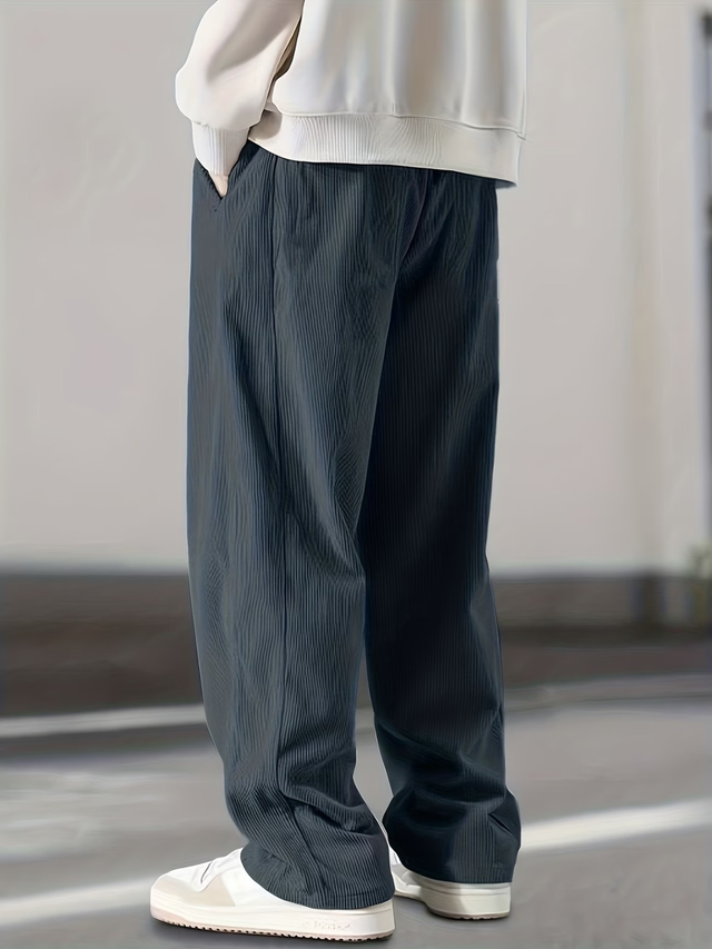 Men's Corduroy Straight Casual Trousers in Men's in Mississauga / Peel Region - Image 4