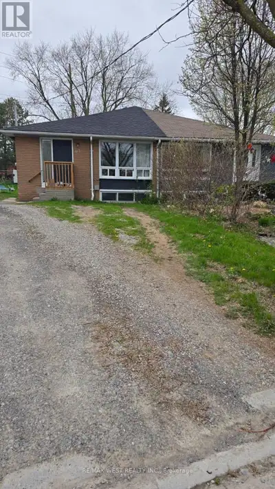 LOWER - 63 MARLIN COURT Newmarket (Bristol-London), Ontario