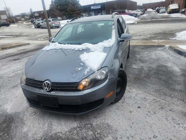 2011 VOLKSWAGEN GOLF WAGON in Cars & Trucks in City of Toronto - Image 3