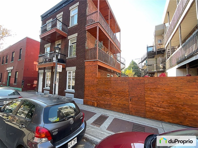 $979,500 - Triplex for sale in Mercier / Hochelaga / Maisonneuve — photo 1