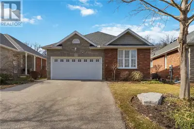 Welcome to your dream home in Brantford, Ontario, where elegance meets comfort in this stunning bung...