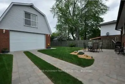 house for rent in beautiful quit street. lots of parking only good credit and referrals concidered a...
