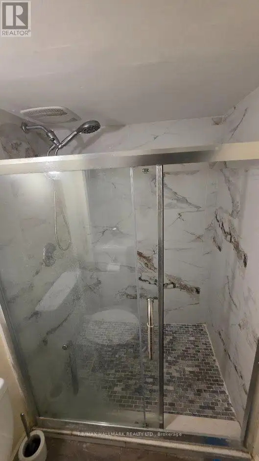 888 KROSNO BOULEVARD Pickering (Bay Ridges), Ontario in Long Term Rentals in Oshawa / Durham Region - Image 21