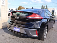 SAFETY INCLUDED LOCAL ONTARIO CAR Very Clean Hyundai Ioniq Plug-in With Automatic Transmission. Blac... (image 5)