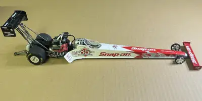Doug Herbert Snap-On Tools NHRA Top Fuel Dragster 2005 Limited, View more